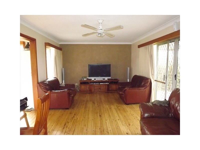 17 North St, Coonabarabran NSW 2357