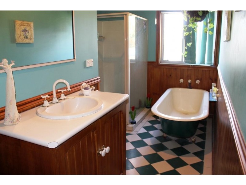 48 Urabatta Street, Inverell NSW 2360