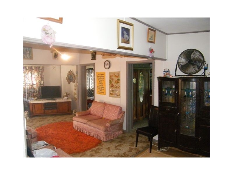 4 Spring Street, Quirindi NSW 2343