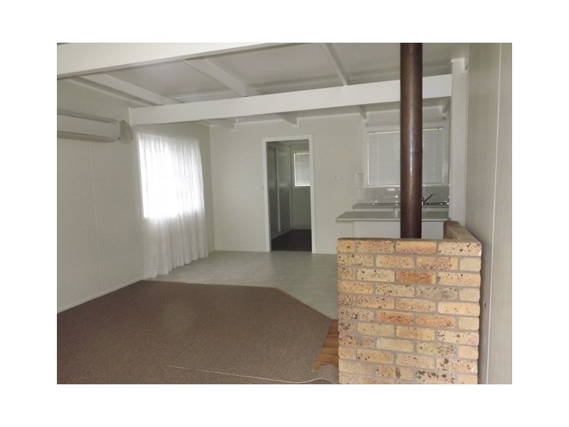 14 White St, Coonabarabran NSW 2357