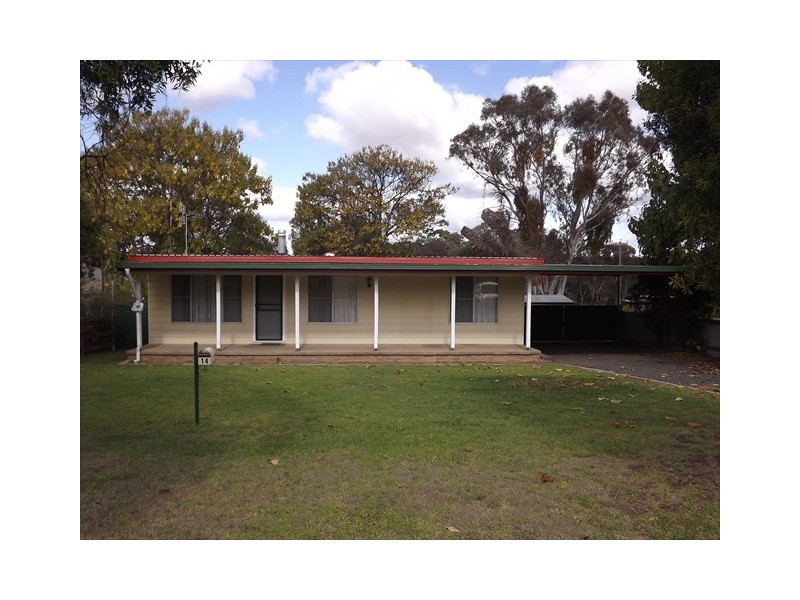 14 White St, Coonabarabran NSW 2357