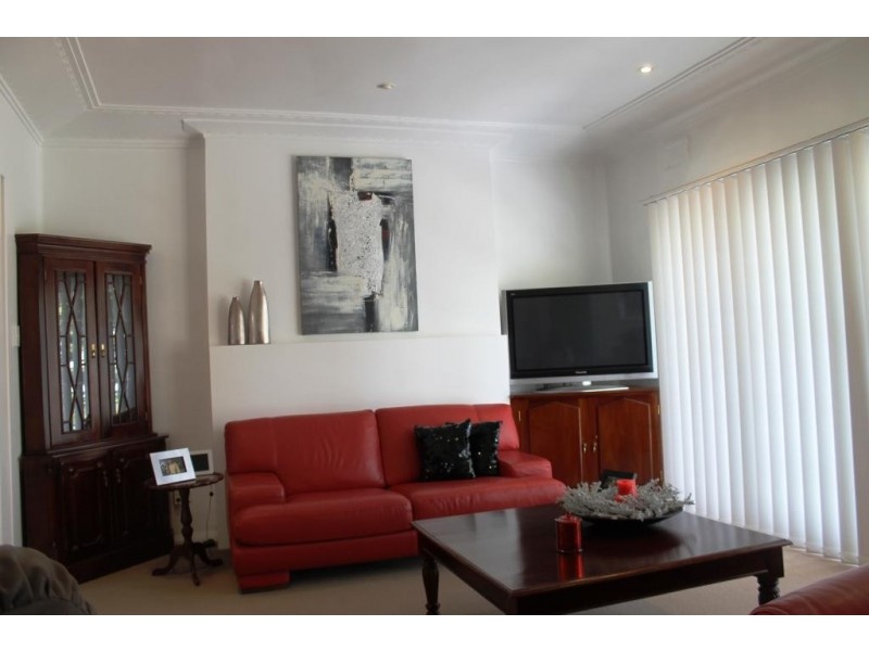24 Brae Street, Inverell NSW 2360