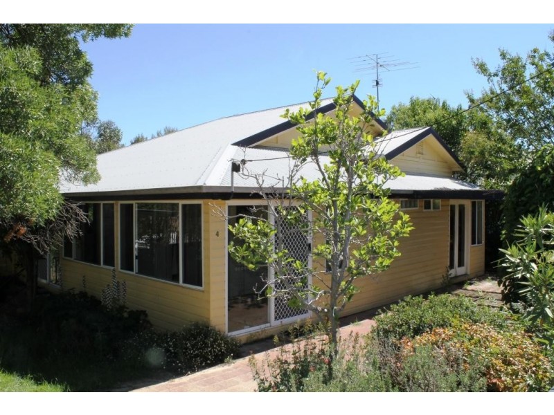 4 Anderson Street, Inverell NSW 2360