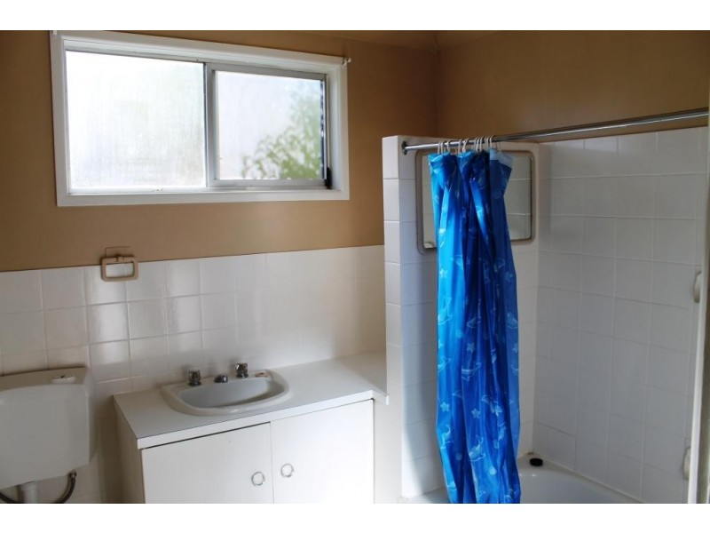 4 Anderson Street, Inverell NSW 2360