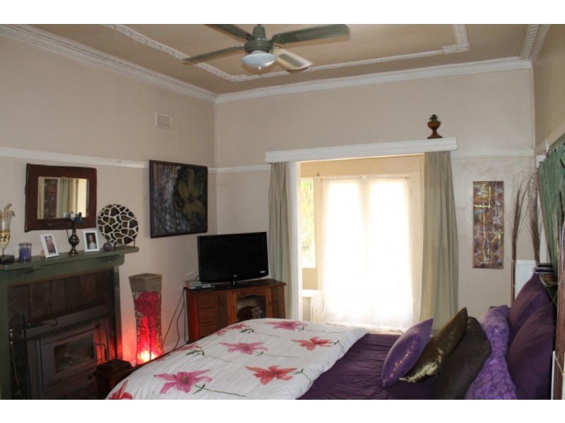 4 Anderson Street, Inverell NSW 2360