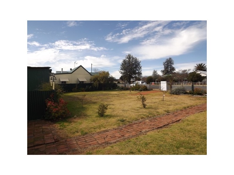 95 Dalgarno St, Coonabarabran NSW 2357