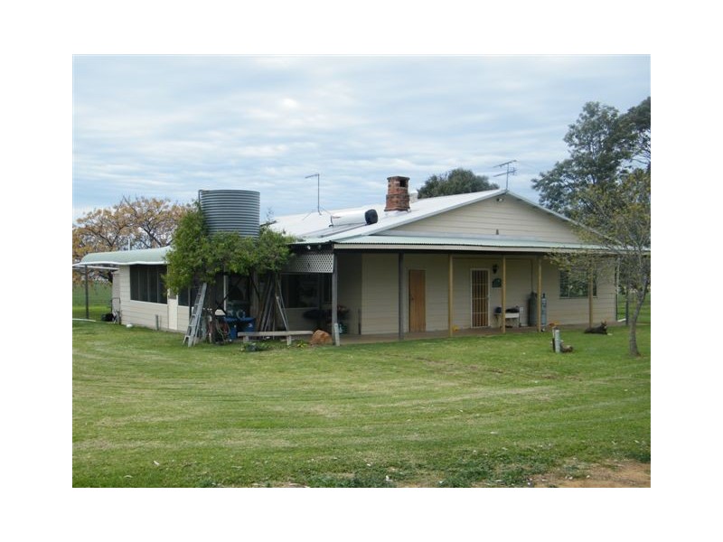 102 Darbys Road, Spring Ridge NSW 2343