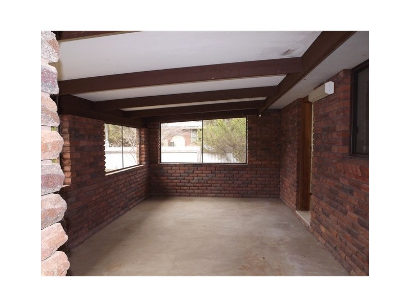 15 Neate St, Coonabarabran NSW 2357