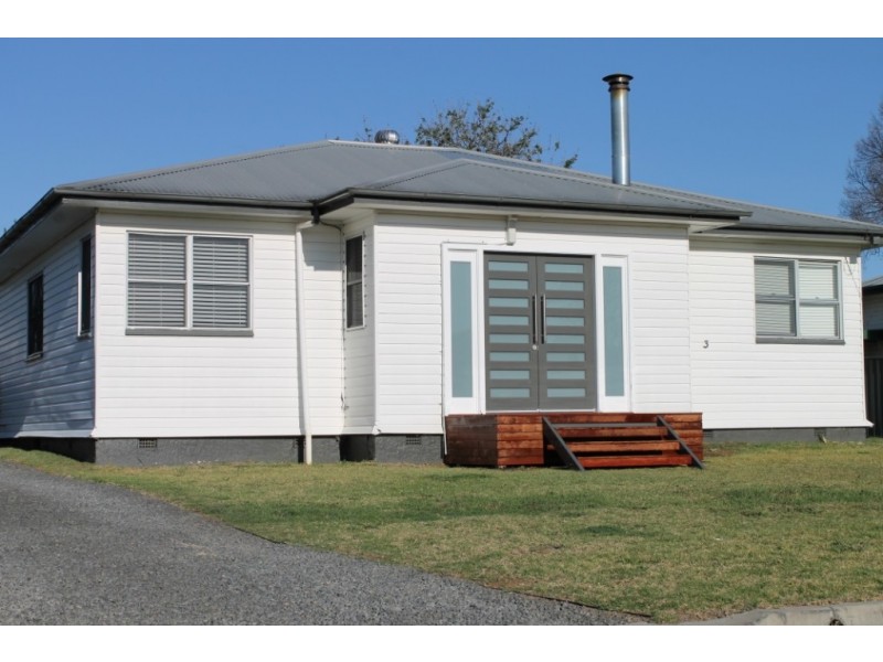 3 Mulligan Street, Inverell NSW 2360