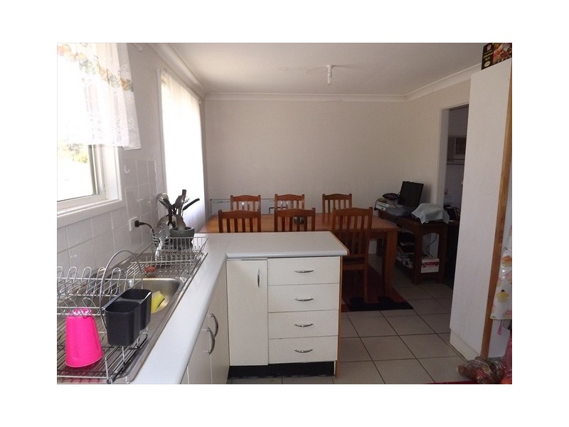 48 George St, Binnaway NSW 2395