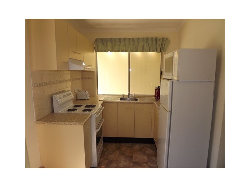 50 George St, Binnaway NSW 2395
