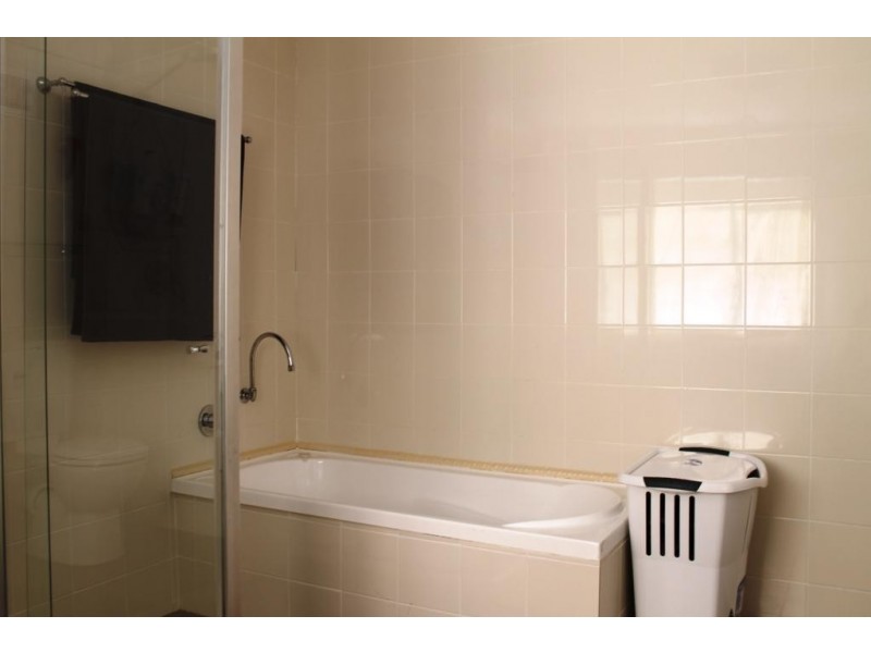 112 Evans Street, Inverell NSW 2360