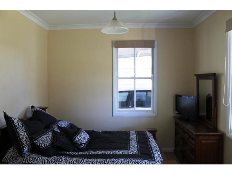 112 Evans Street, Inverell NSW 2360