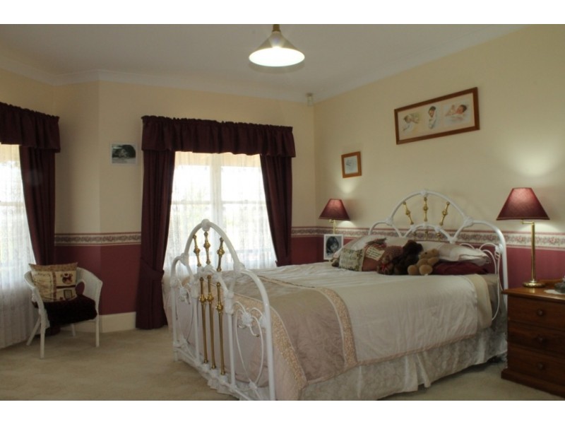 117b Moore Street, Inverell NSW 2360