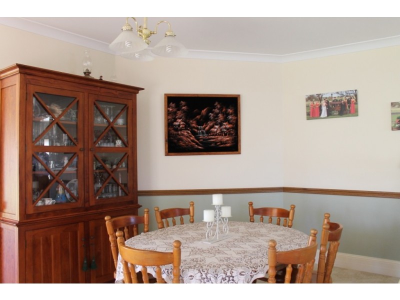 117b Moore Street, Inverell NSW 2360