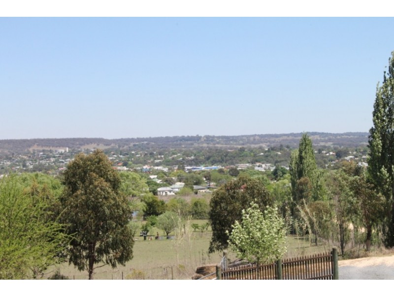 117b Moore Street, Inverell NSW 2360