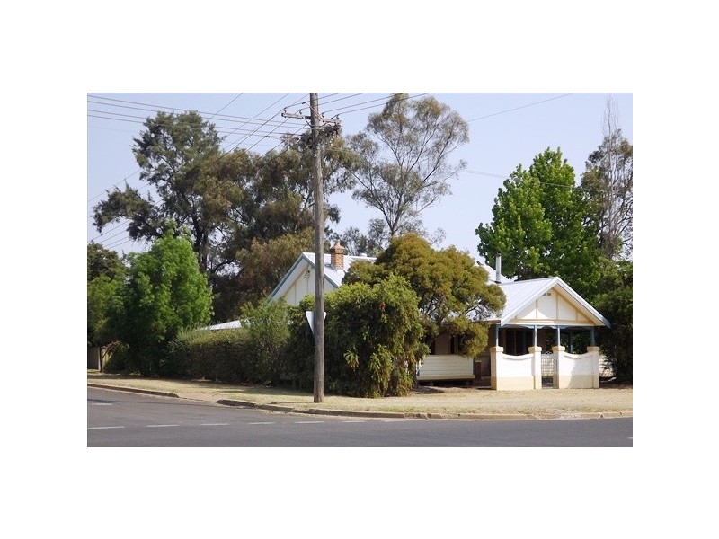 40 Edwards St, Coonabarabran NSW 2357