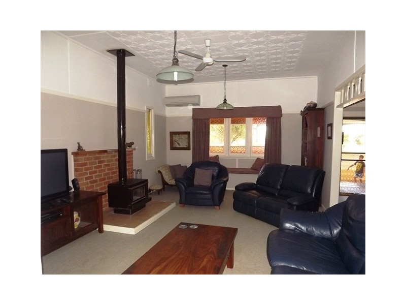 40 Edwards St, Coonabarabran NSW 2357