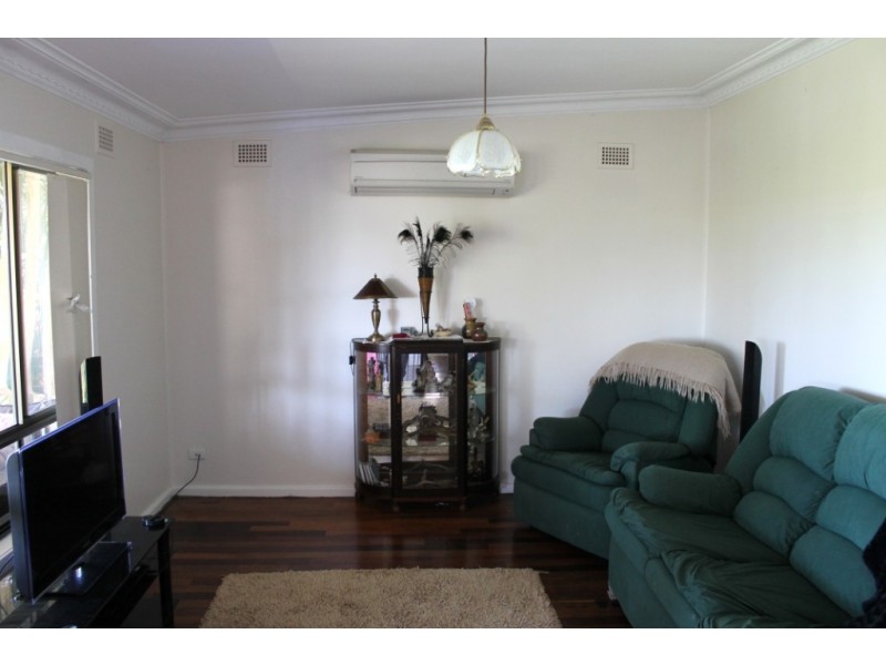 28 Lewin Street, Inverell NSW 2360