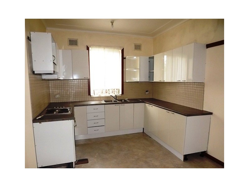 82 Timor St, Coonabarabran NSW 2357