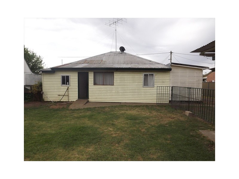 82 Timor St, Coonabarabran NSW 2357