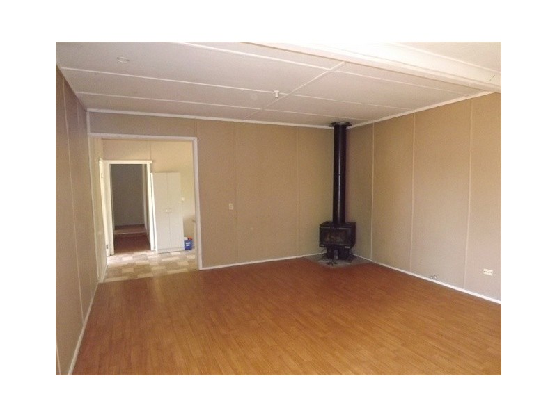 8 White St, Coonabarabran NSW 2357