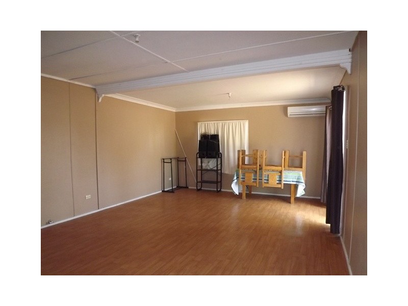 8 White St, Coonabarabran NSW 2357