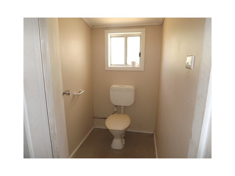 8 White St, Coonabarabran NSW 2357