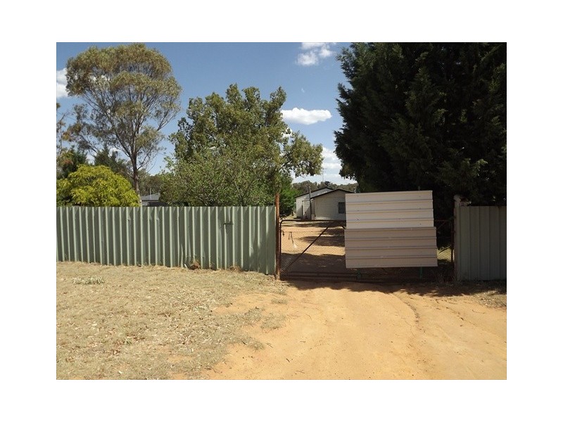 8 White St, Coonabarabran NSW 2357