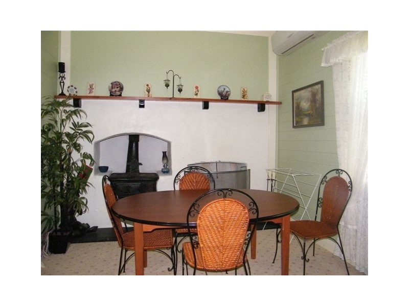 11 Fern Street, Quirindi NSW 2343