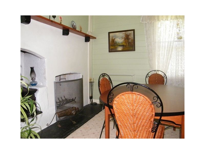 11 Fern Street, Quirindi NSW 2343