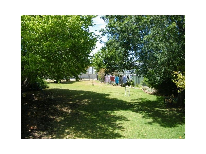 11 Fern Street, Quirindi NSW 2343