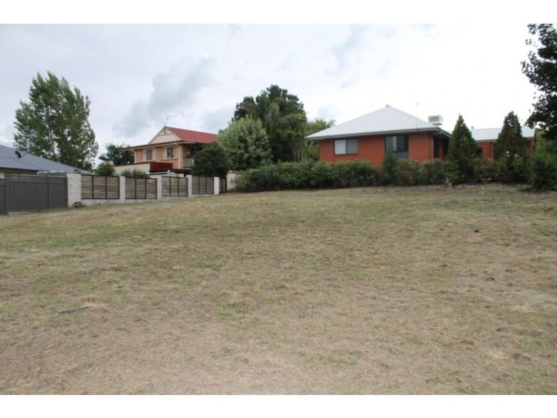 6 Vincent Place, Inverell NSW 2360