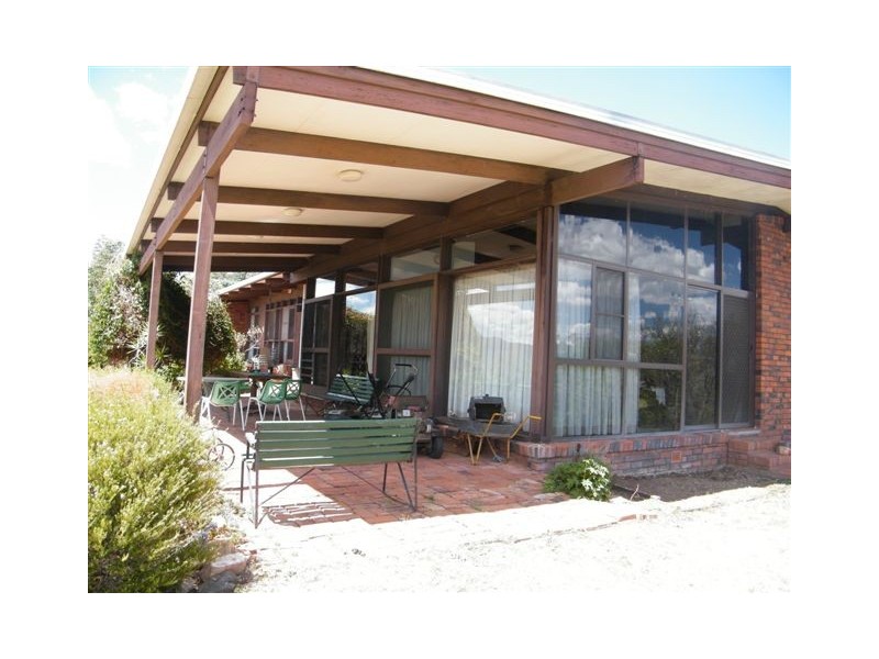 48 Ray Carter Drive, Quirindi NSW 2343