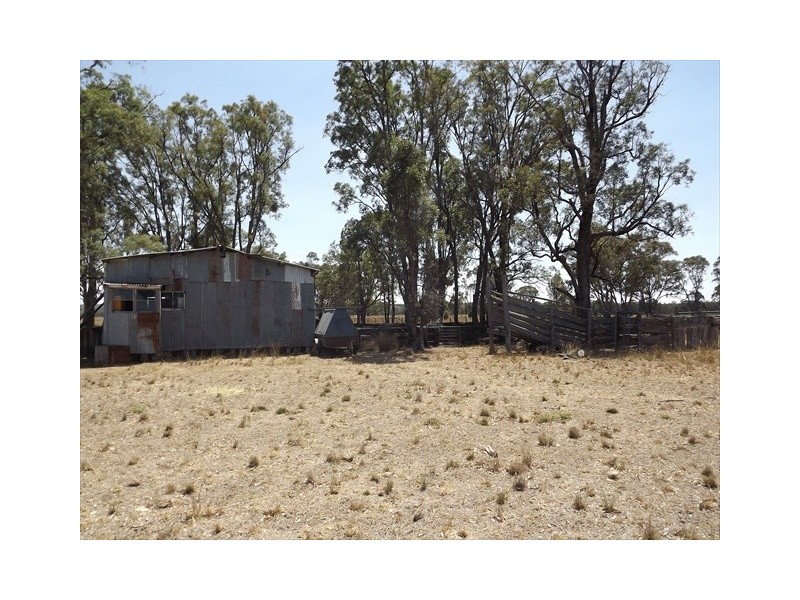 “Iandra” Brookes Road, Binnaway NSW 2395