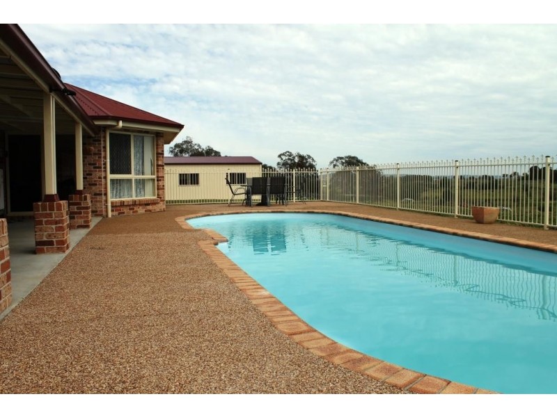 126 Short Street, Inverell NSW 2360