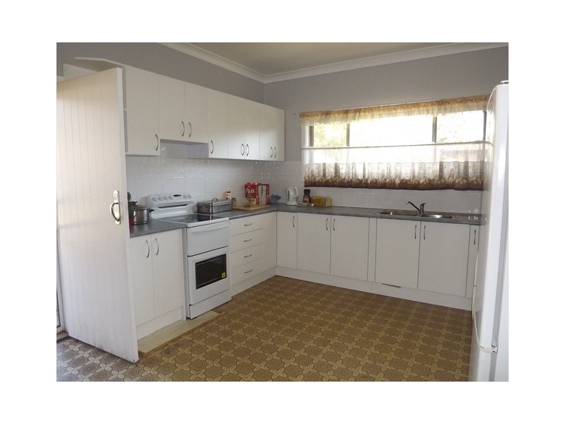 28 Camp St, Coonabarabran NSW 2357