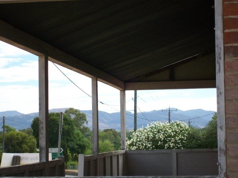 20 Lennox Street, Quirindi NSW 2343