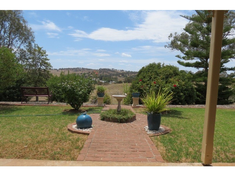 “Glen View” Burrendong Way, Stuart Town NSW 2820