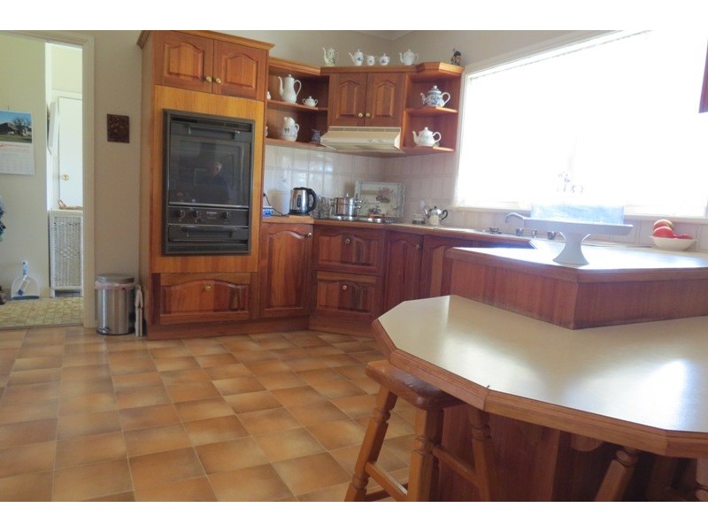 “Glen View” Burrendong Way, Stuart Town NSW 2820