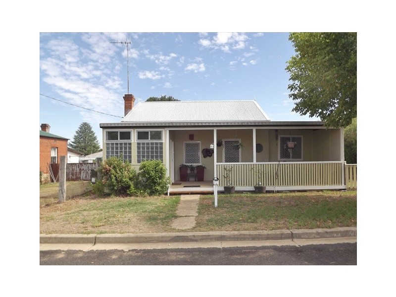 53 Timor St, Coonabarabran NSW 2357