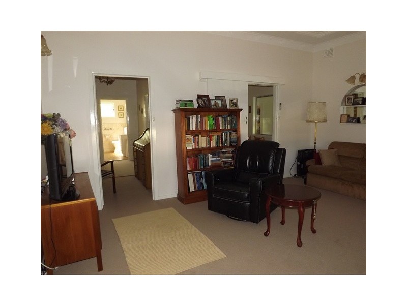 37 Knight st, Coonabarabran NSW 2357