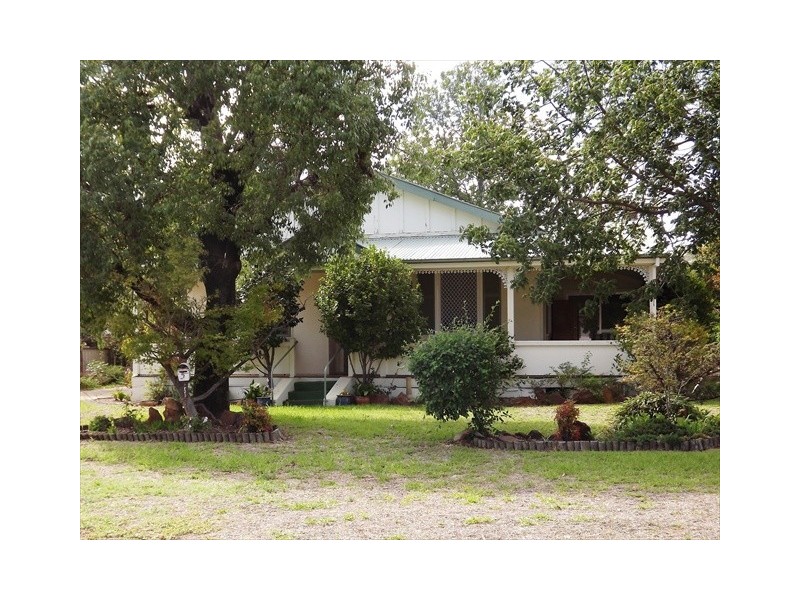 37 Knight st, Coonabarabran NSW 2357