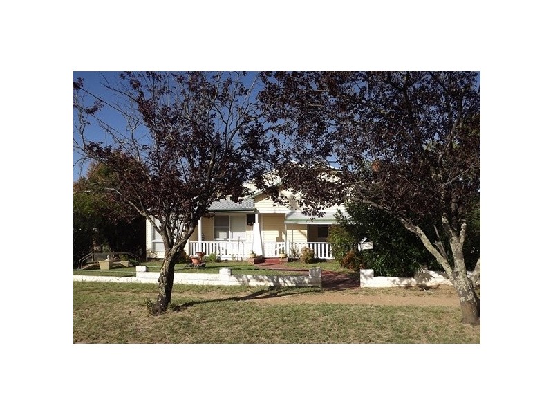 11 Namoi St, Coonabarabran NSW 2357