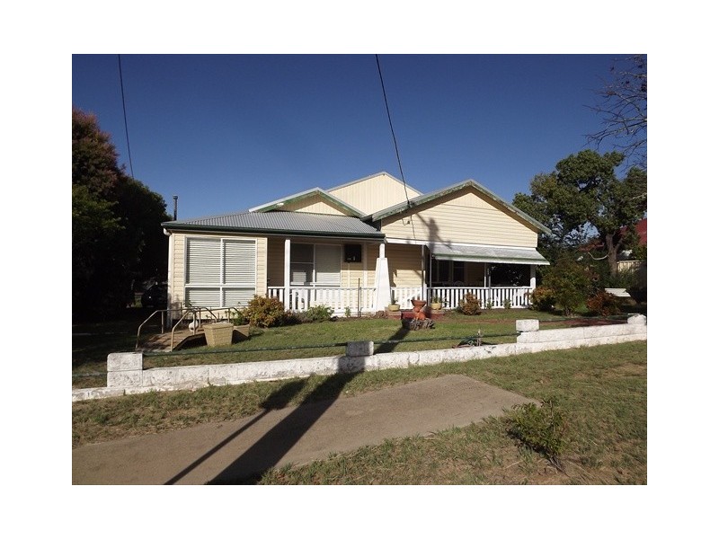 11 Namoi St, Coonabarabran NSW 2357