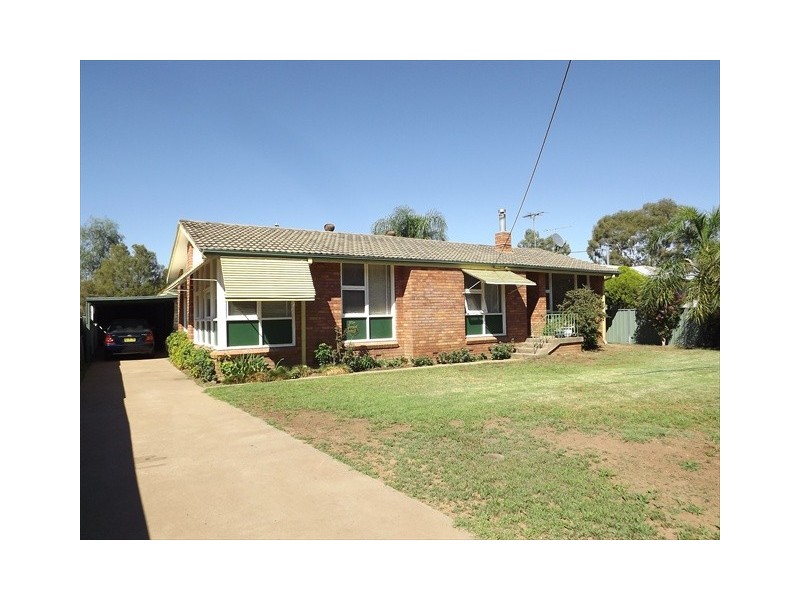 36 Macquarie, Baradine NSW 2396