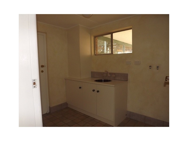 38 Knight St, Coonabarabran NSW 2357