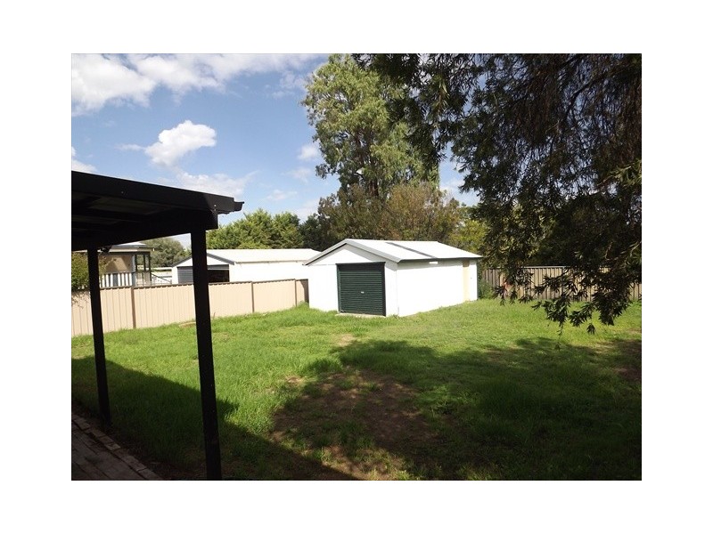 38 Knight St, Coonabarabran NSW 2357