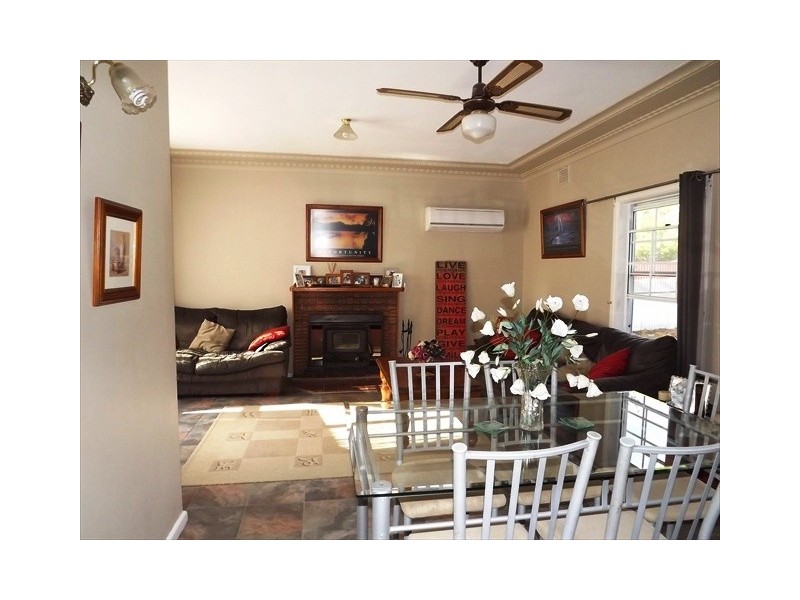 8 Namoi St, Coonabarabran NSW 2357