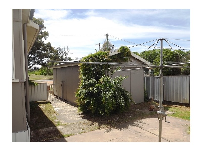 2 Clarke St, Coonabarabran NSW 2357
